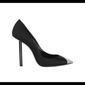 Beautiful brand new Saint Laurent pumps! Size 6-Black